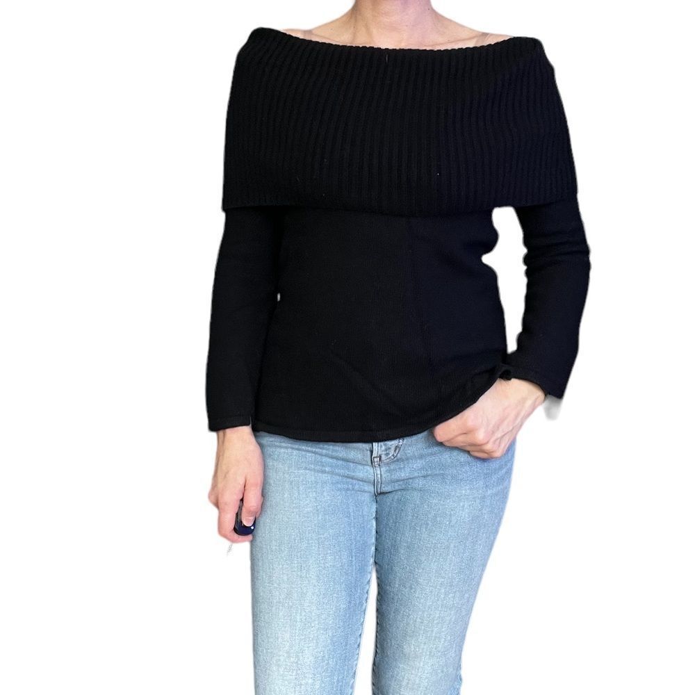 UGG Black Wool Blend Turtleneck Sweater Size XS Soft Cozy Knit Pullover - Picture 2 of 11